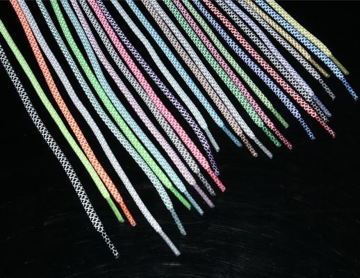 Red Oval 1Pair  Reflective Shoelaces Sneaker Sport 100/120/140/160CM